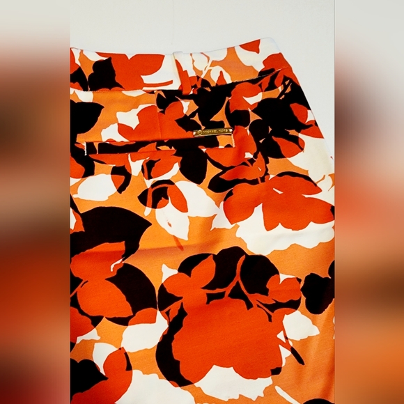 Michael Kors Floral Print Shorts Size 14 XL - Picture 3 of 3